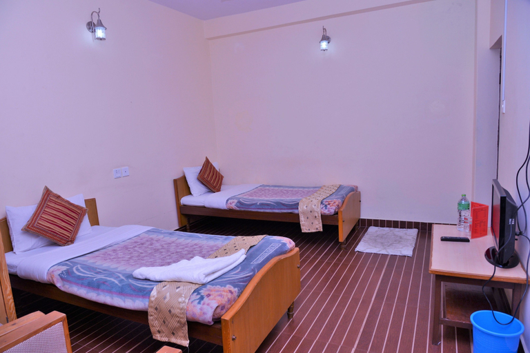 Bedroom 2, Hotel Nightingale, Gandaki