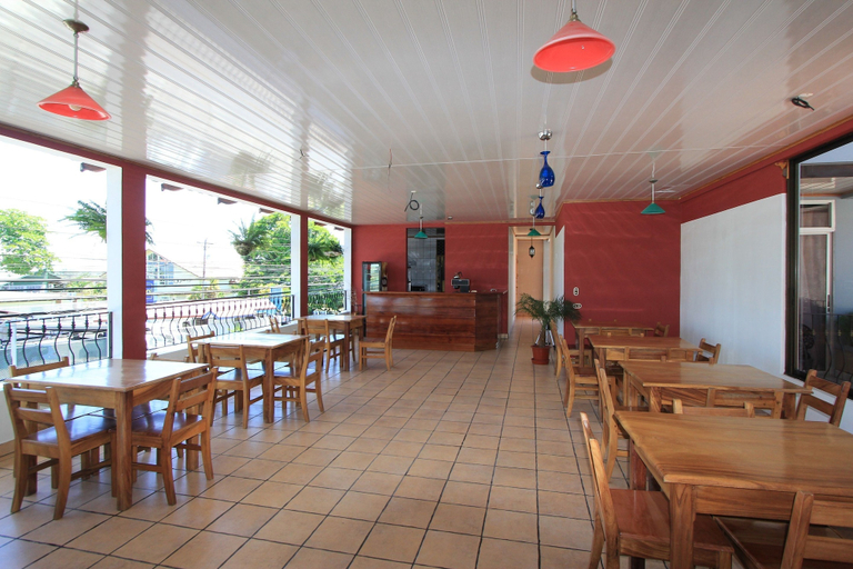 Food & Drinks, Hotel Central Loft, San Carlos