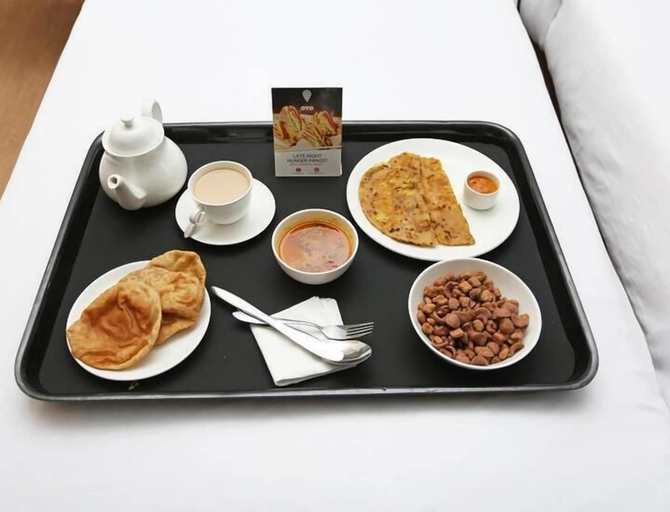 Food & Drinks, Oriental Rooms and Banquet, Mumbai Suburban