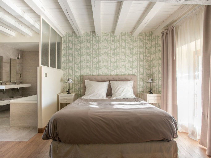 Bedroom 3, La Barbotière, Yonne