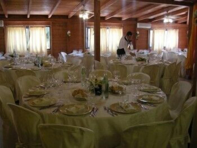 Food & Drinks 5, Hotel Club Mezzaluna, Carbonia-Iglesias