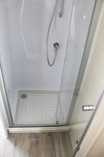 Bathroom 4, Camping la Plage, Lot