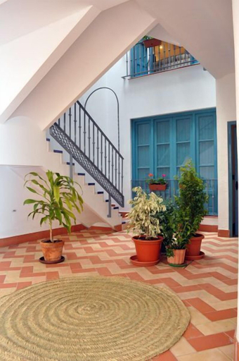 Others 2, Casas y Patios de Triana, Sevilla