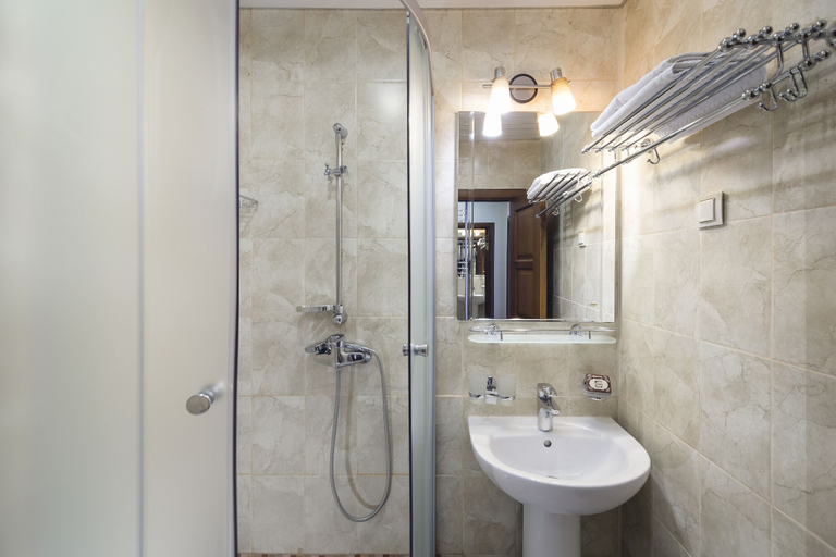 Bathroom, Svetlana Health Resort, Sochi gorsovet