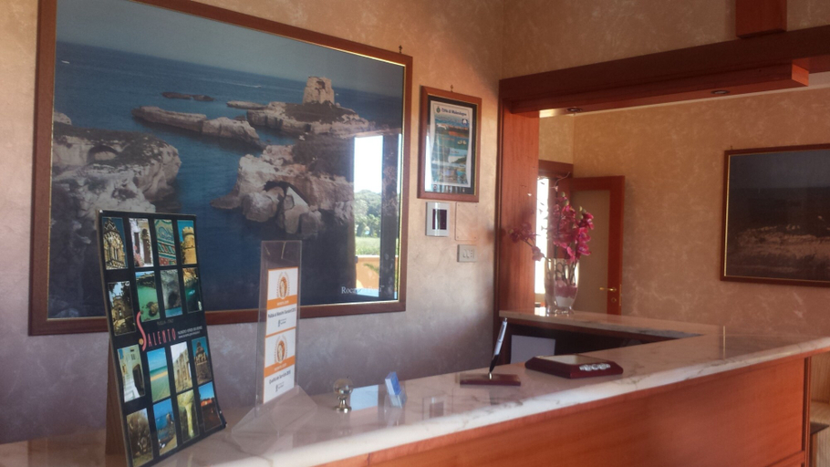 Others 1, Hotel Mare Blu, Lecce