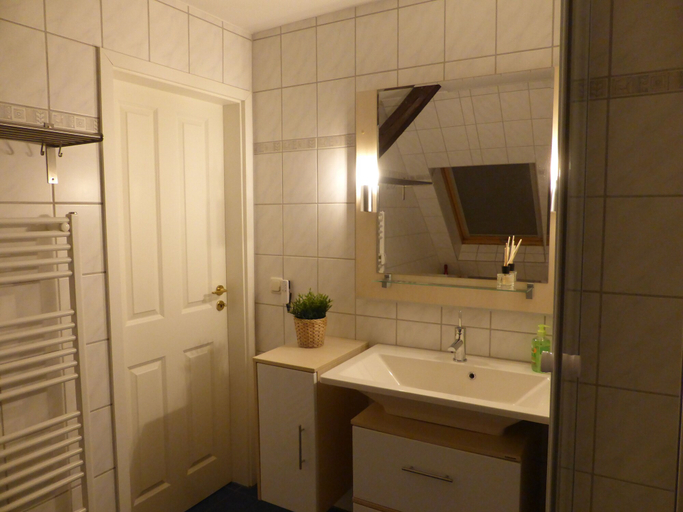 Bathroom 3, Apartment Skyline of Jena, Jena
