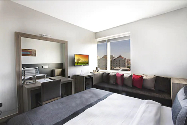 Bedroom 2, Akoni Hotel, Ümraniye