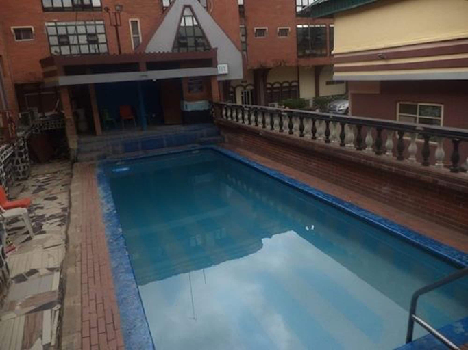 Sport & Beauty 5, Divine Fountain Ajao, Mushin