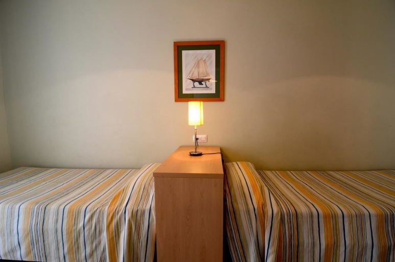 Bedroom 3, Apartamento climatizado ideal para familias, Girona