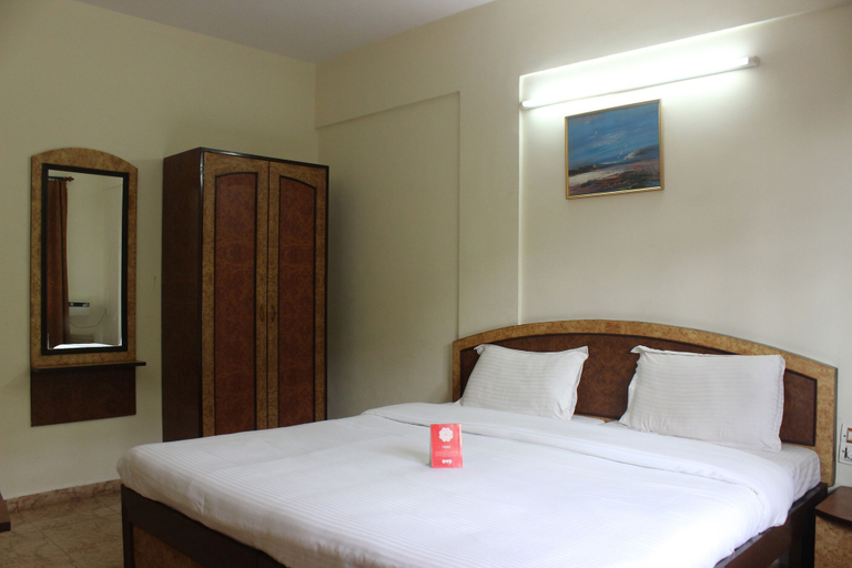 Bedroom 1, OYO 6807 Picnic Plaza, North Goa