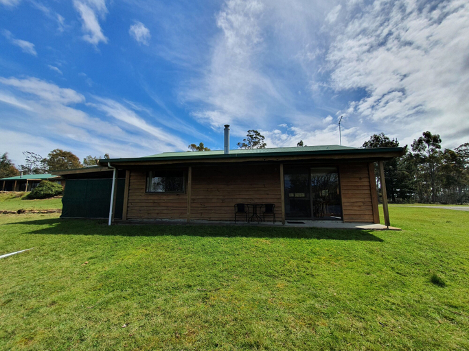 Exterior & Views 2, Lake Yalleena Nature Retreat, Northern Midlands - Pt B