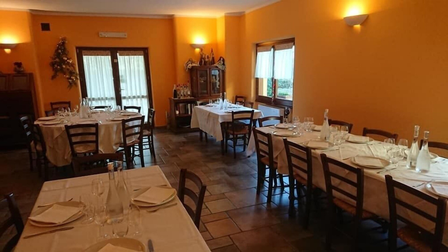 Food & Drinks 4, Agriturismo Tra Serra e Lago, Biella