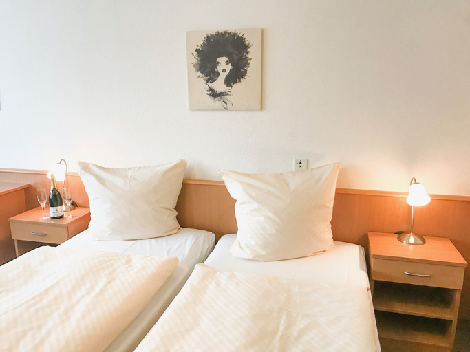 Bedroom 4, Gästehaus am Bornweg, Osterode am Harz