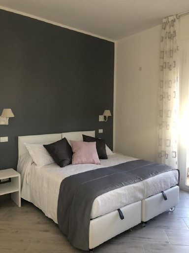 Bedroom 4, Glem Rooms and Breakfast, Genova