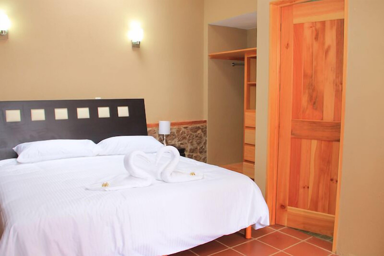 Bedroom 5, Hotel y Cabañas Mountain Lodge, Chignahuapan