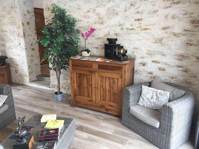 Les Chambres du Pressoir, Cher