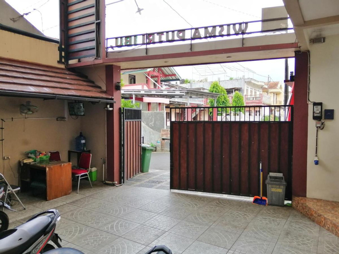 Others 5, Wisma Lusya near GOR Satria RedPartner, Banyumas