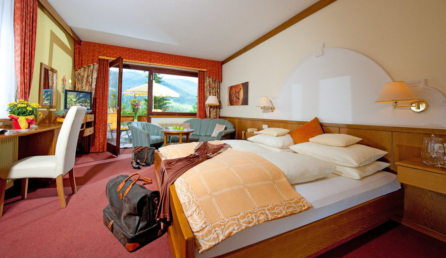 Bedroom 3, Wohlfühl & Genusshotel Felsenhof, Spittal an der Drau