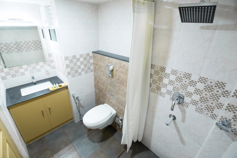 Bathroom, Sidra Pristine Hotel & Portico Halls, Ernakulam