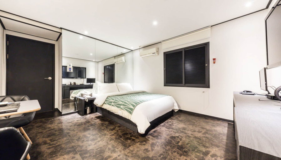 Bedroom 3, Gugi Hotel, Gangseo
