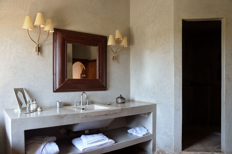 Bathroom 5, Ksar Char-Bagh, Marrakech