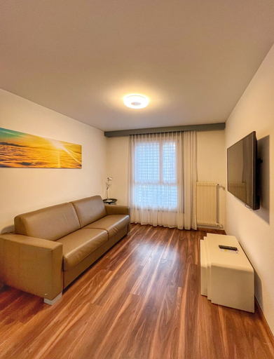 Living area 2, Apartment Dufour, Rheintal
