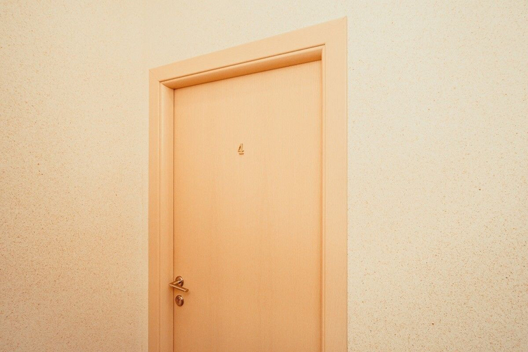 Others 5, Hotel Paluba, Samara