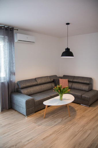 Others 5, Apartament F&J, Toruń City
