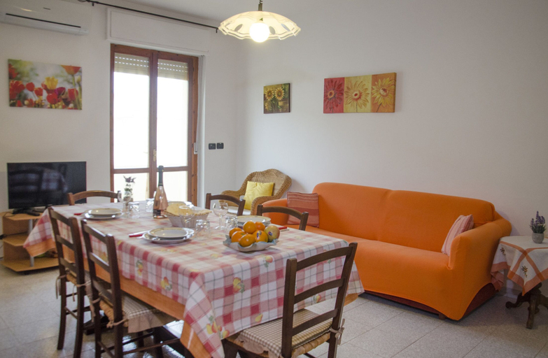 Others 5, Casa Lampuga, Sassari