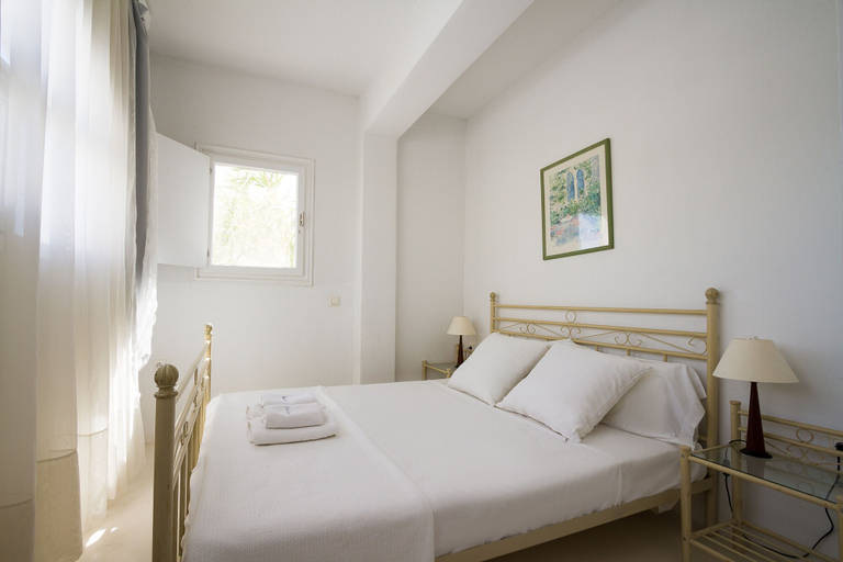 Bedroom 3, Sea Sound - White Katikies, South Aegean