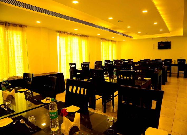 Food & Drinks 4, Queens Inn, Nagappattinam