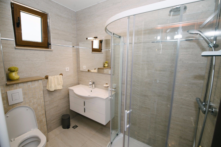 Bathroom 3, Villa Karla, Baška Voda