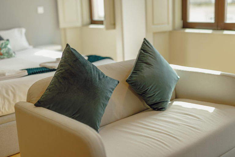 Bedroom 2, Legacy Oporto Design Apartment F by Vacationy, Porto