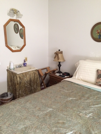 Others 4, The Courtland Hotel and Day Spa, Bourbon