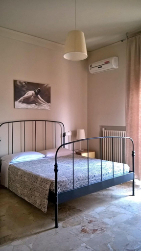 Bedroom 4, Cameracaffè Centro, Arezzo