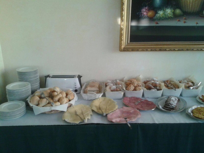 Food & Drinks 5, Hotel Plaza, Pesaro E Urbino