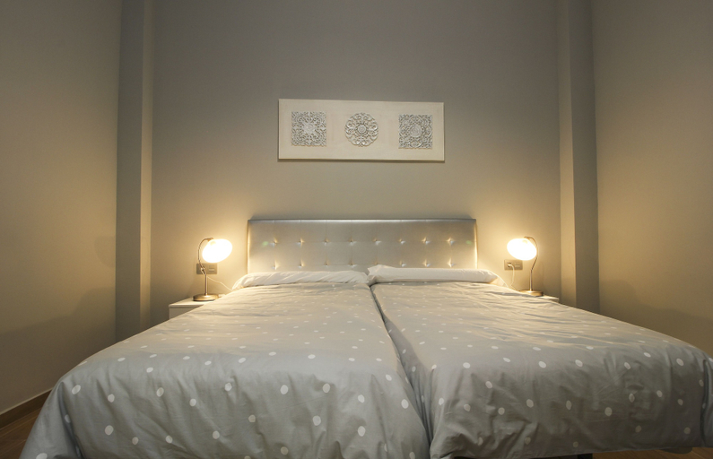 Bedroom 3, RentalSevilla Apartamento de lujo en la Giralda, Sevilla