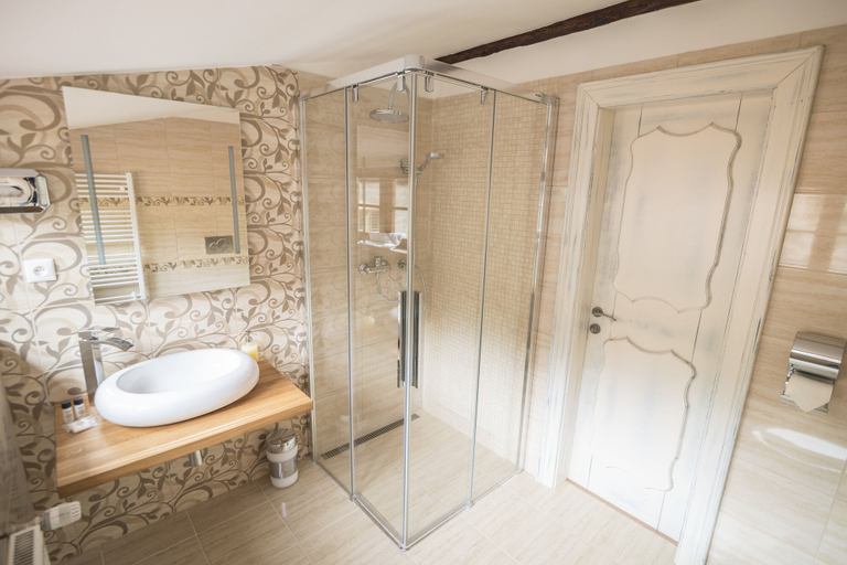 Bathroom 4, Krumlovská pohádka, Český Krumlov