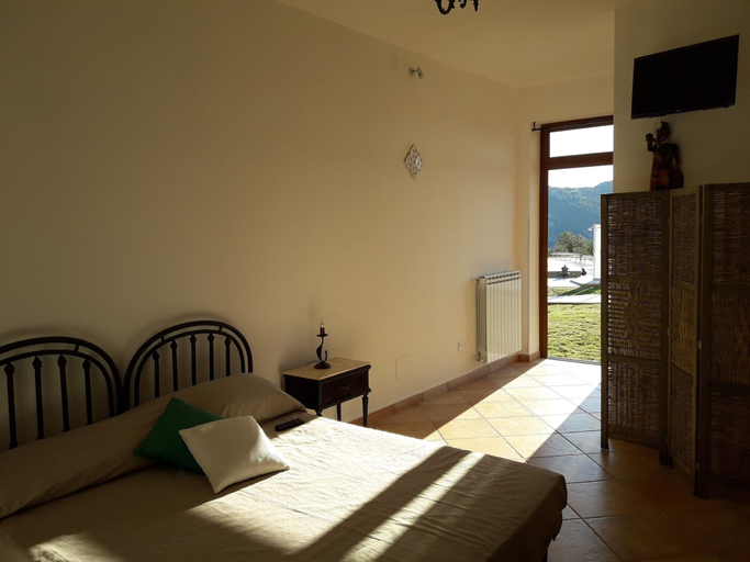 Bedroom 3, L' Aia Resort, Salerno