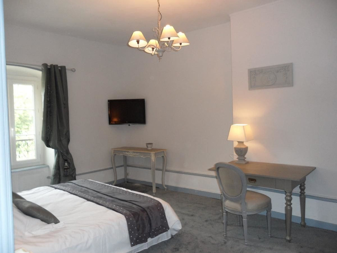 Bedroom 4, Chateau les 4 saisons, Puy-de-Dôme