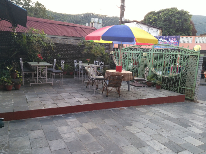 Food & Drinks 4, Hotel Nightingale, Gandaki