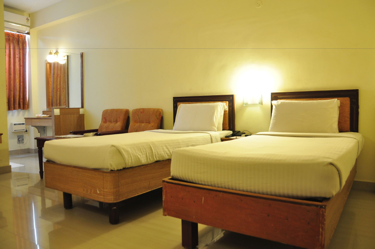 Bedroom 3, Hotel Orange Blossom, Tiruchirappalli