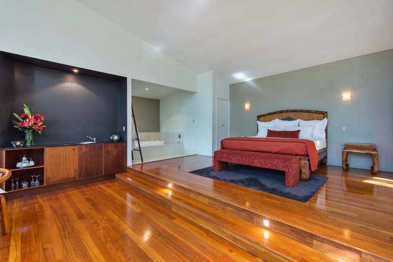 Bedroom, Pethers Rainforest Retreat, Tamborine Mountain
