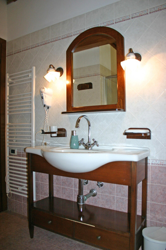 Bathroom 4, Il Carpignone, Grosseto