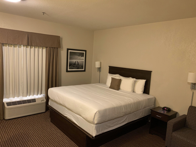 Bedroom 3, Travelodge Suites by Wyndham Estevan, Division No. 1