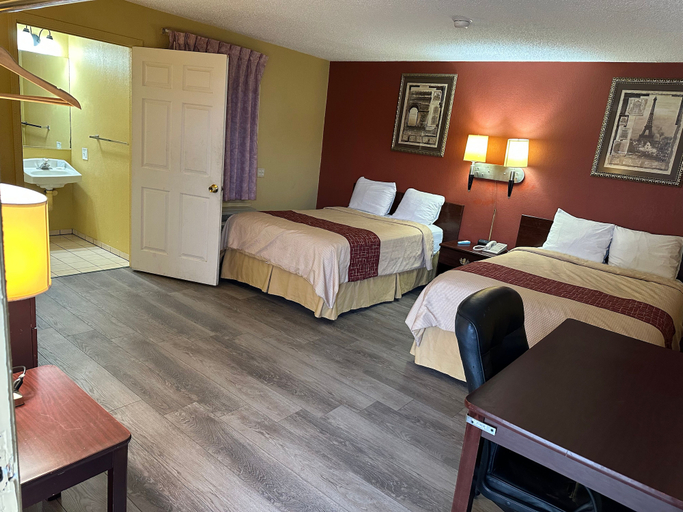 Bedroom 2, Wye Motel, De Witt