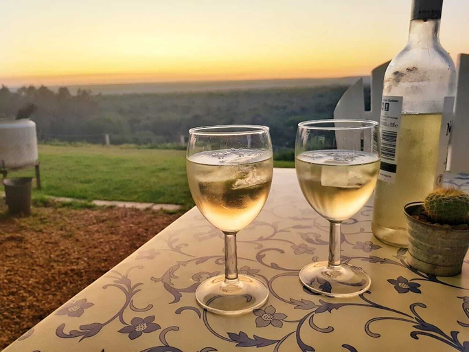 Food & Drinks 4, River Front Estate, Cacadu