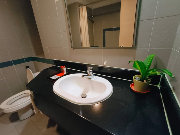 Bathroom 5, The Maple Suite, Kuala Lumpur