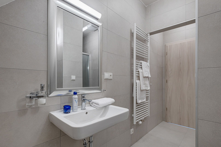 Bathroom 4, G´Old Art Apartments, Praha 1
