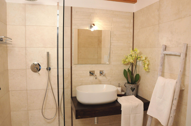 Bathroom 5, B&B Al Vecchio Borgo, Barletta-Andria-Trani